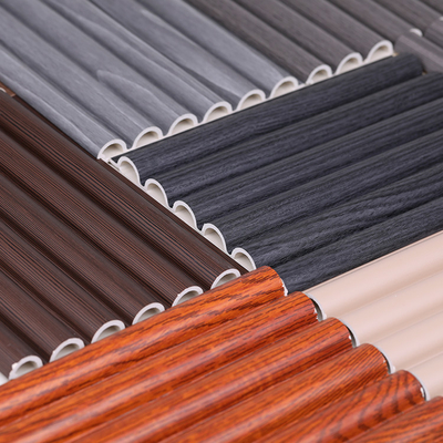 الجودة 15mm الداخلية الديكور لوحة الحائط PVC الخشب البلاستيك قوس المجلس مصنع